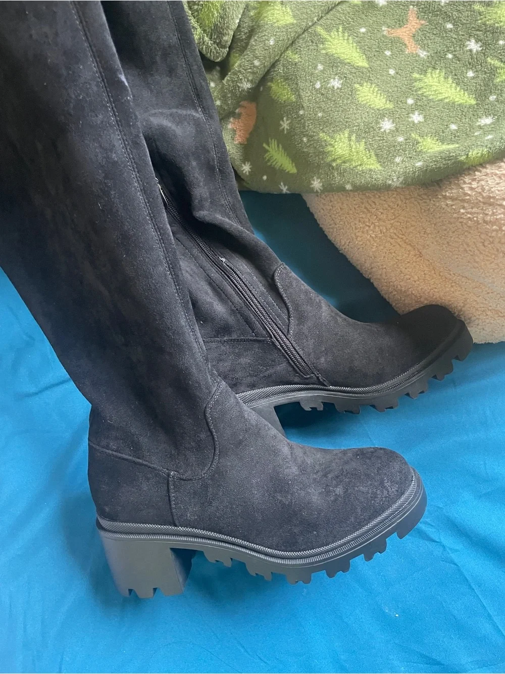 Black Over-the-Knee Chunky Lug Sole Boots DREAMPAIRS 8